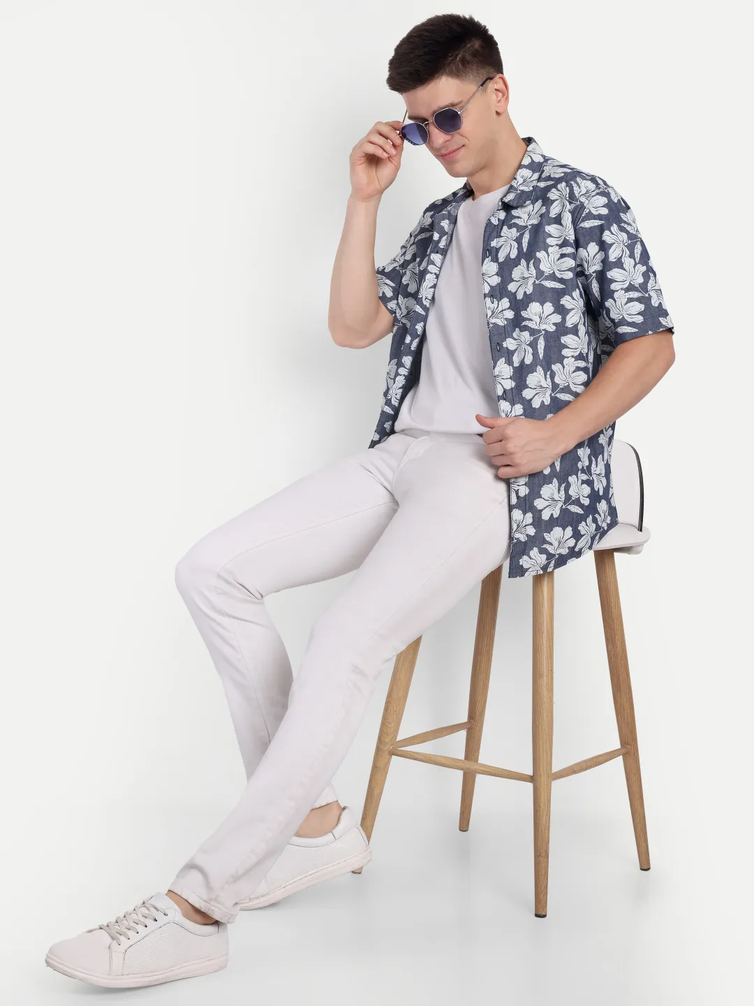 ecomm male shoot